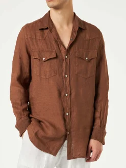Camicia da uomo in lino marrone
