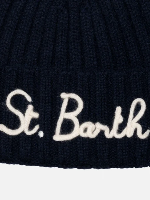 Cappello blu da bambino Wengen con pompon e ricamo St. Barth