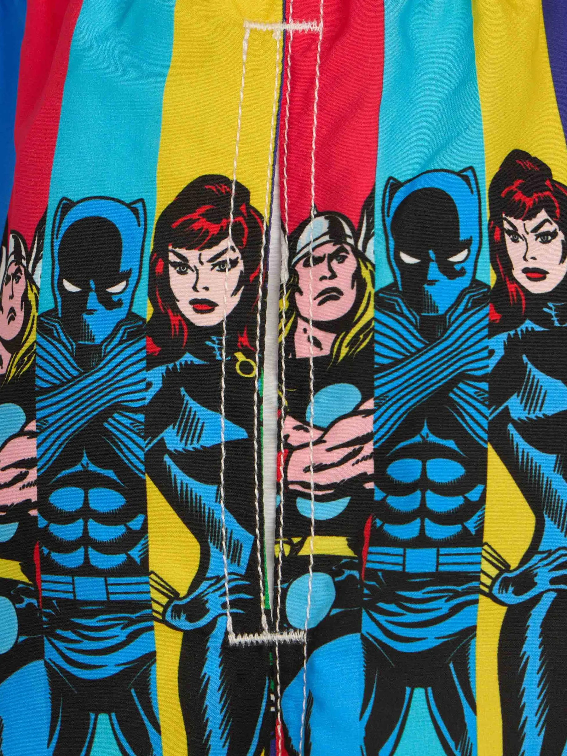 Costume da bagno medio da bambino Haiti con stampa piazzata dei supereroi Marvel | EDIZIONE SPECIALE MARVEL