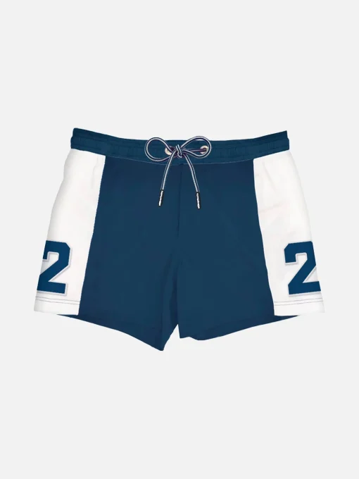 Costume da bambino con bande e patch