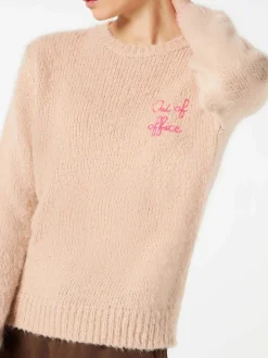 Maglia da donna beige garzata con ricamo