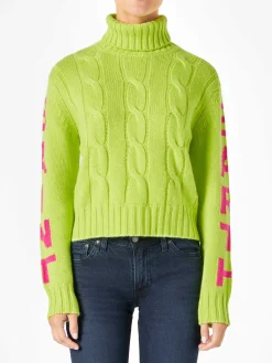 Maglia da donna intrecciata a collo alto giallo fluo