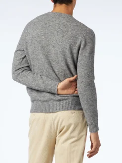 Maglia da uomo in lana stretch grigio mélange con ricamo St. Barth