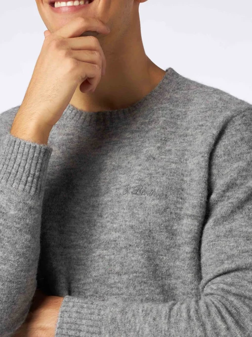 Maglia da uomo in lana stretch grigio mélange con ricamo St. Barth