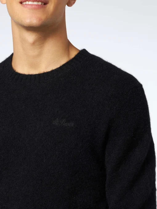 Maglia nera da uomo in lana stretch con ricamo St. Barth