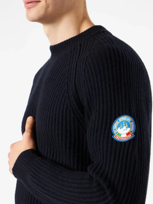 Maglione blu a costine
