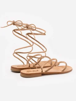 Sandali flat avvolgenti con strass oro